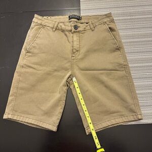Ezekiel men’s shorts 33” waist, 9” inseam, stretchy material, classic fit, tan